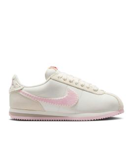 NIKE Кроссовки