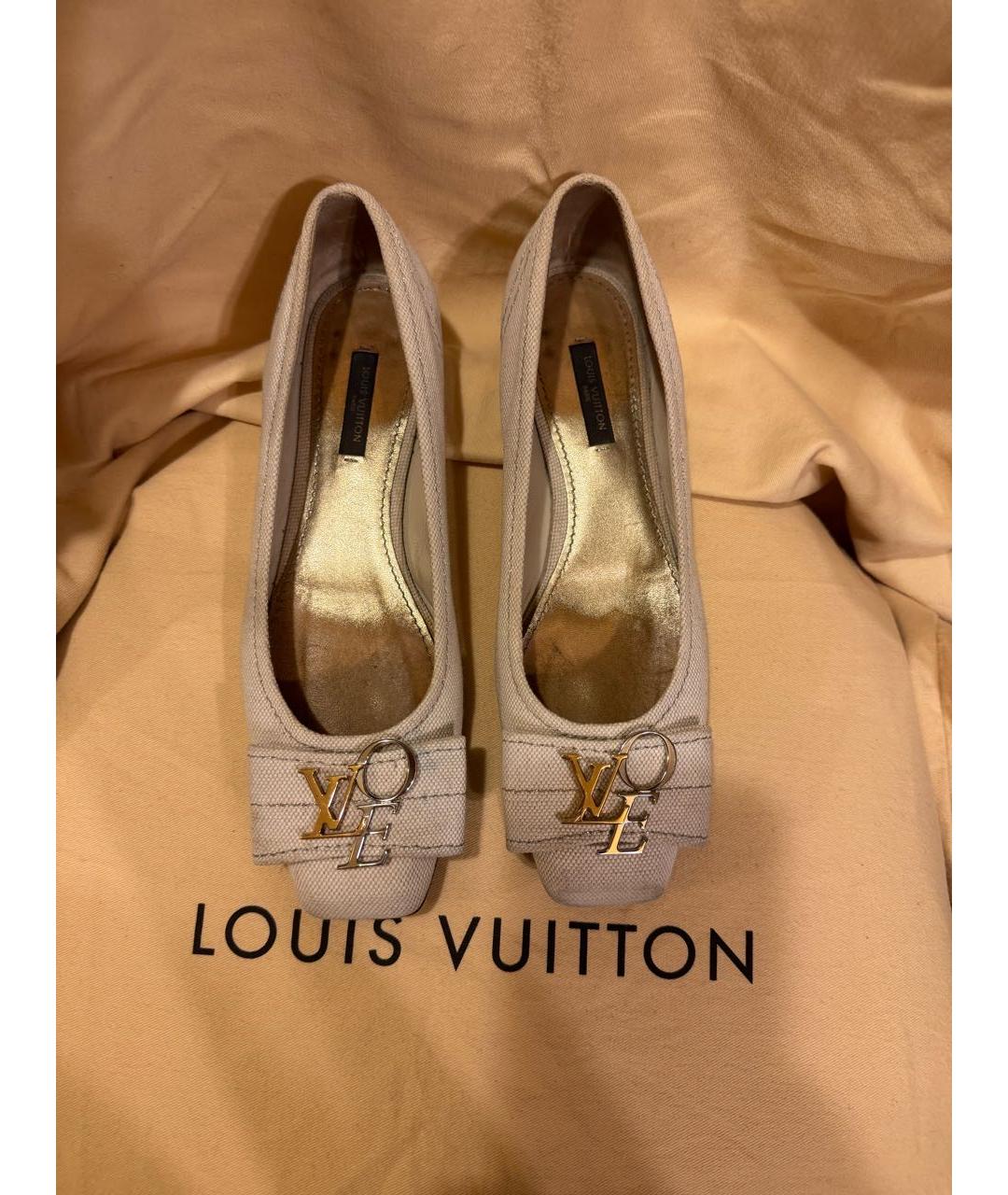 LOUIS VUITTON Бежевые текстильные балетки, фото 2