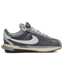 NIKE Кроссовки