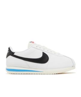 NIKE Кроссовки