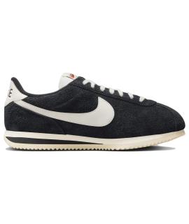 NIKE Кроссовки
