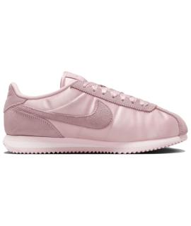 NIKE Кроссовки