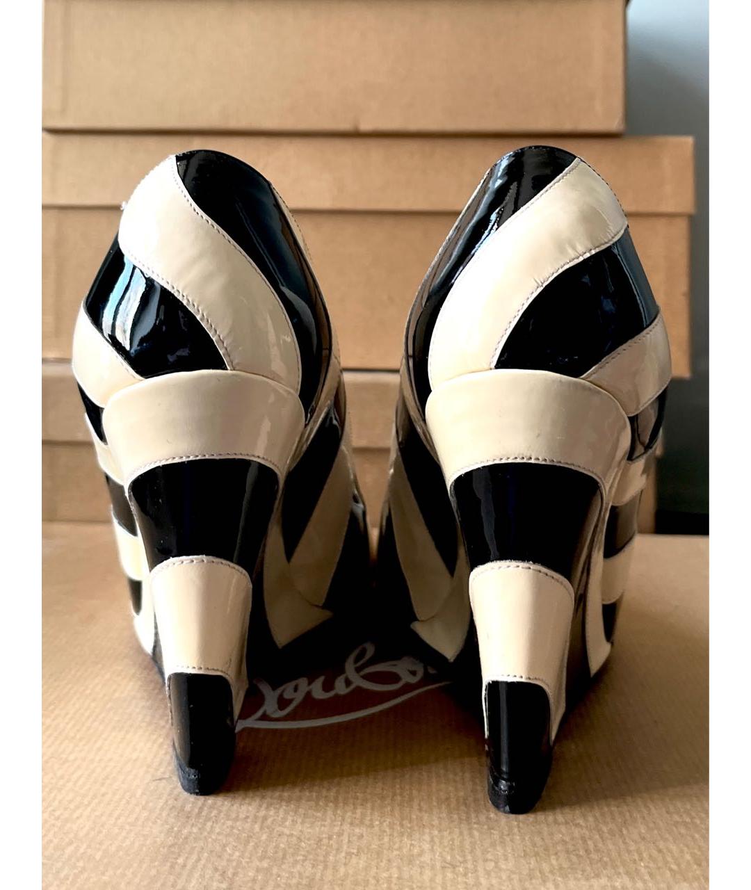 CHRISTIAN LOUBOUTIN Белые туфли из лакированной кожи, фото 4
