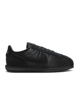 NIKE Кроссовки