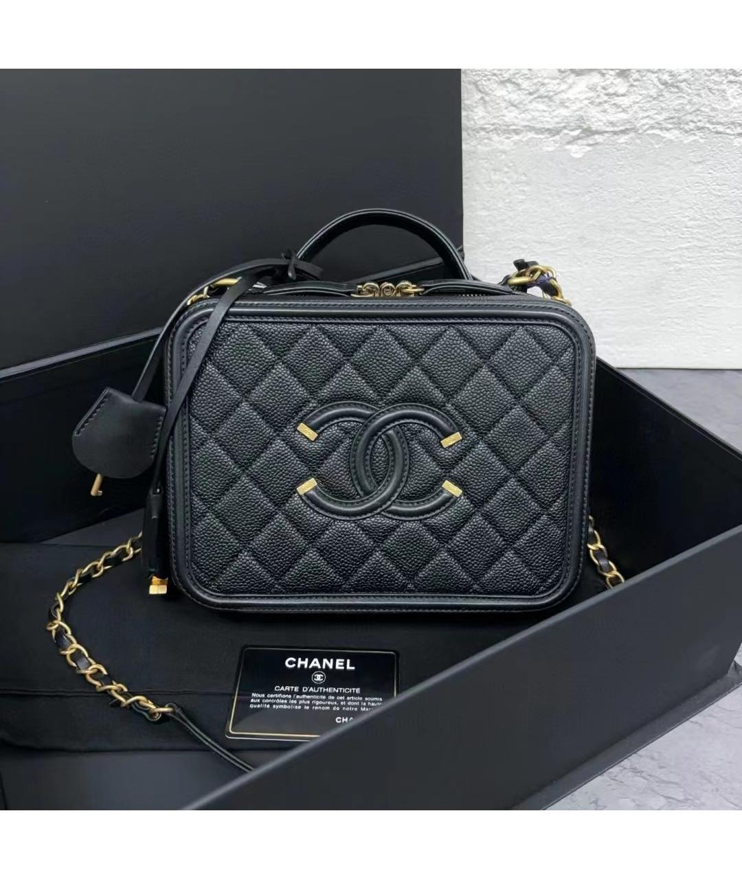 CHANEL Черная кожаная сумка через плечо, фото 3