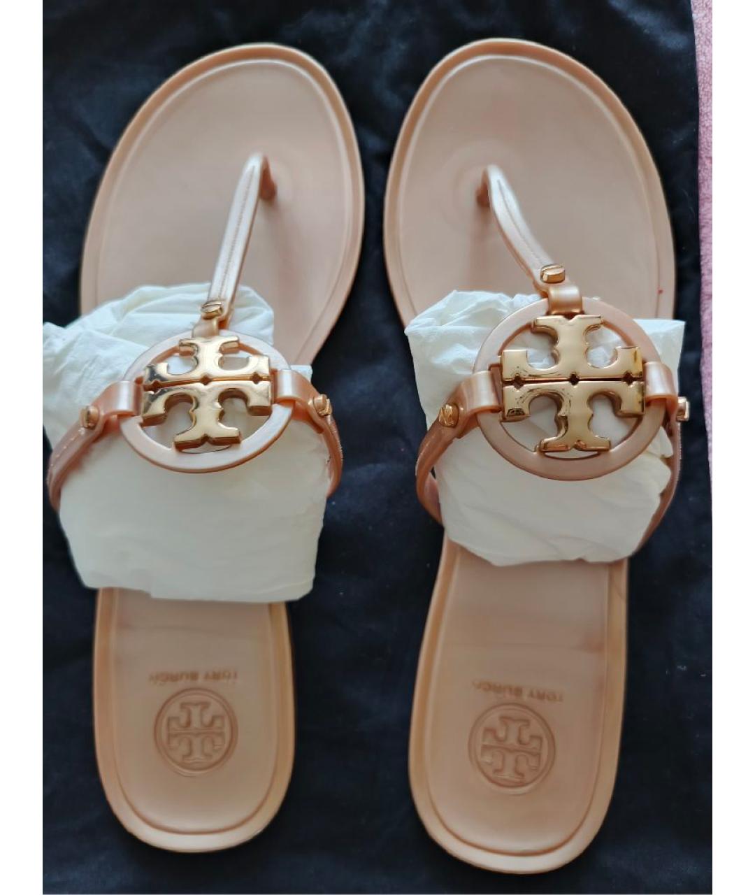 TORY BURCH Бежевые резиновые шлепанцы, фото 2