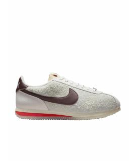 NIKE Кроссовки
