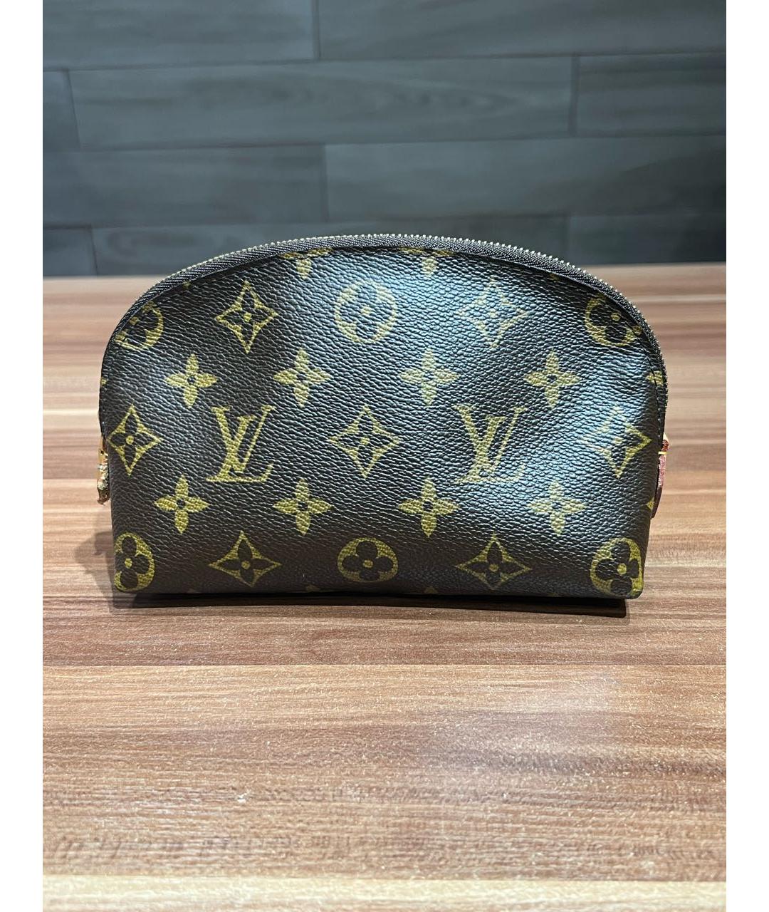 LOUIS VUITTON BEAUTY Коричневая косметичка из искусственной кожи, фото 9
