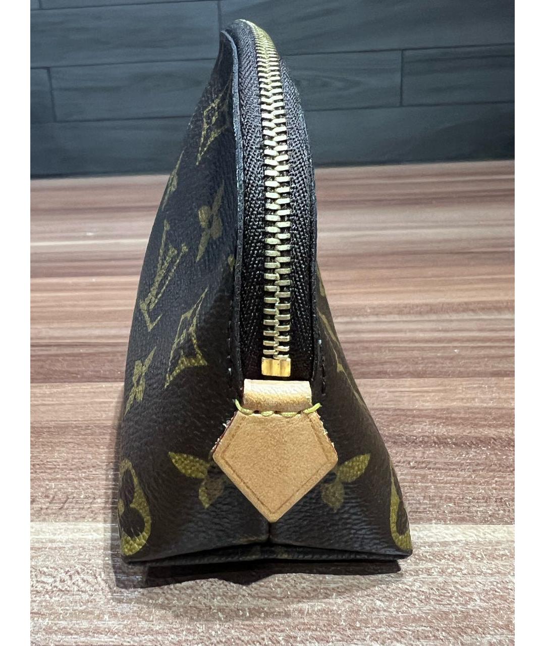 LOUIS VUITTON BEAUTY Коричневая косметичка из искусственной кожи, фото 2