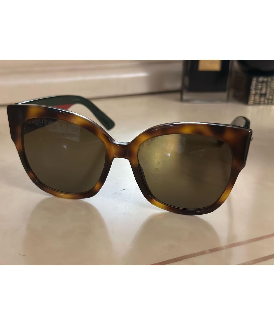 GUCCI Коричневые пластиковые солнцезащитные очки, фото 4