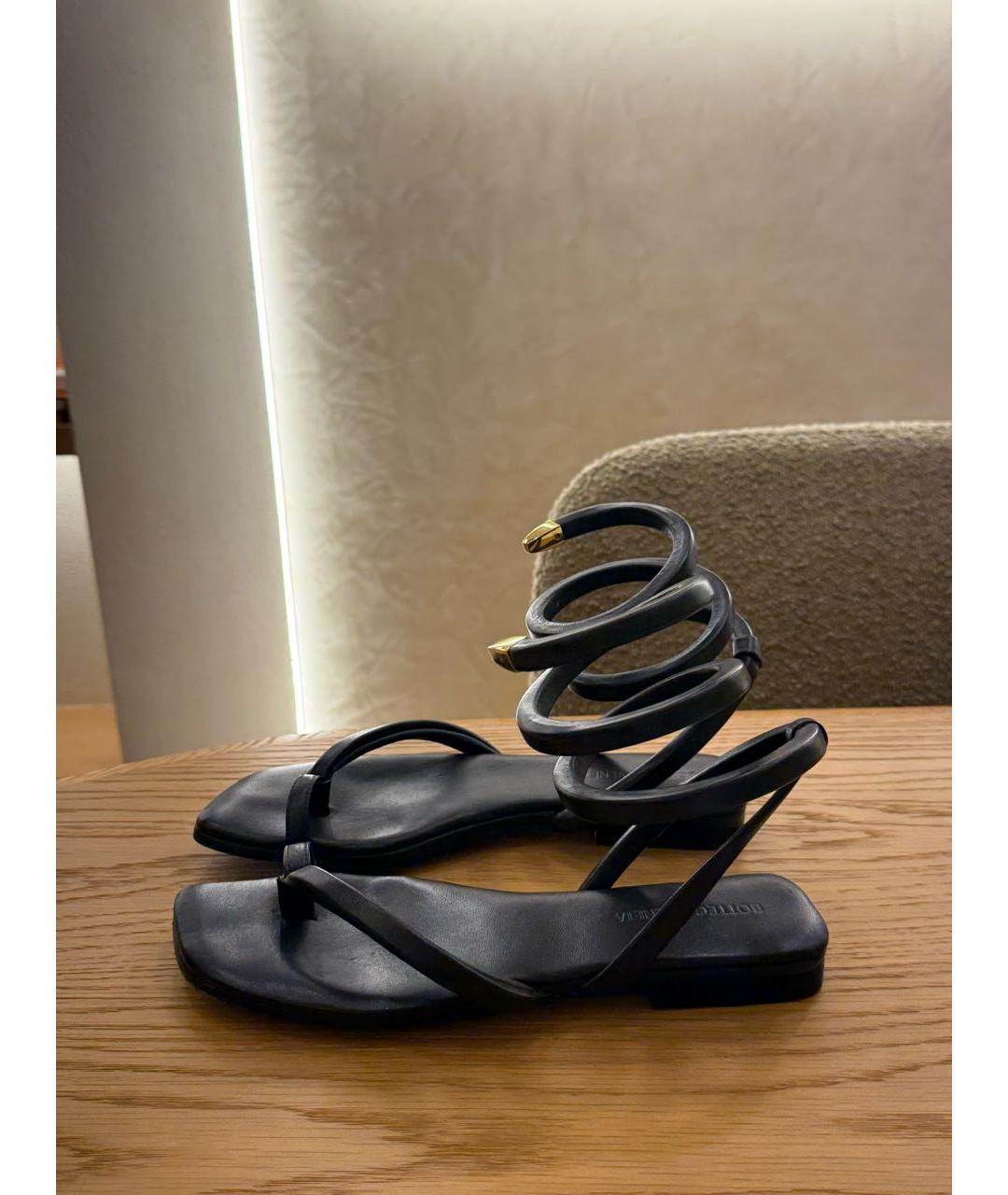 BOTTEGA VENETA Коричневые кожаные сандалии, фото 3