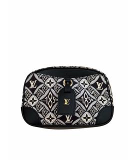LOUIS VUITTON Сумка через плечо