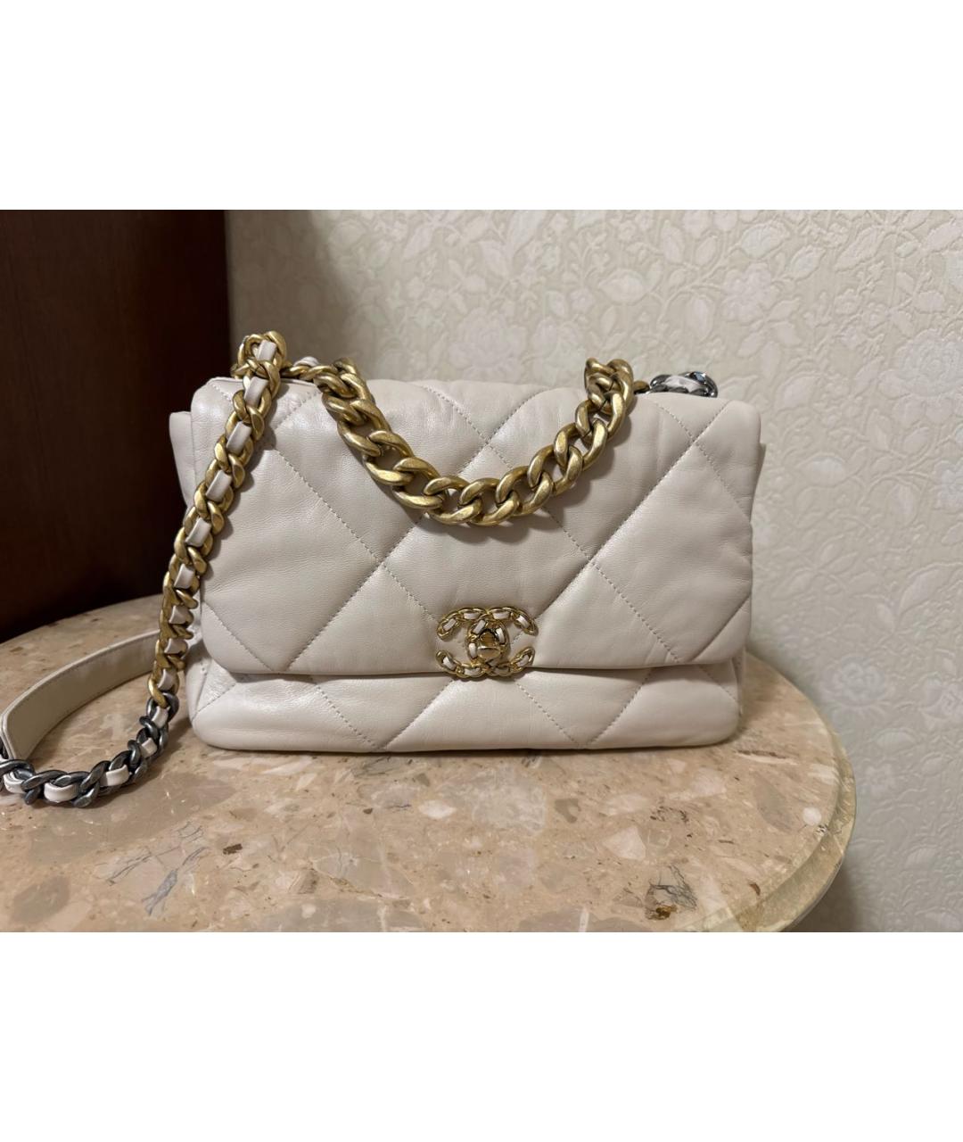 CHANEL Бежевая кожаная сумка через плечо, фото 8
