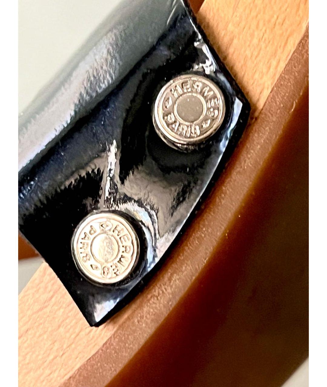 HERMES Черные шлепанцы из лакированной кожи, фото 3