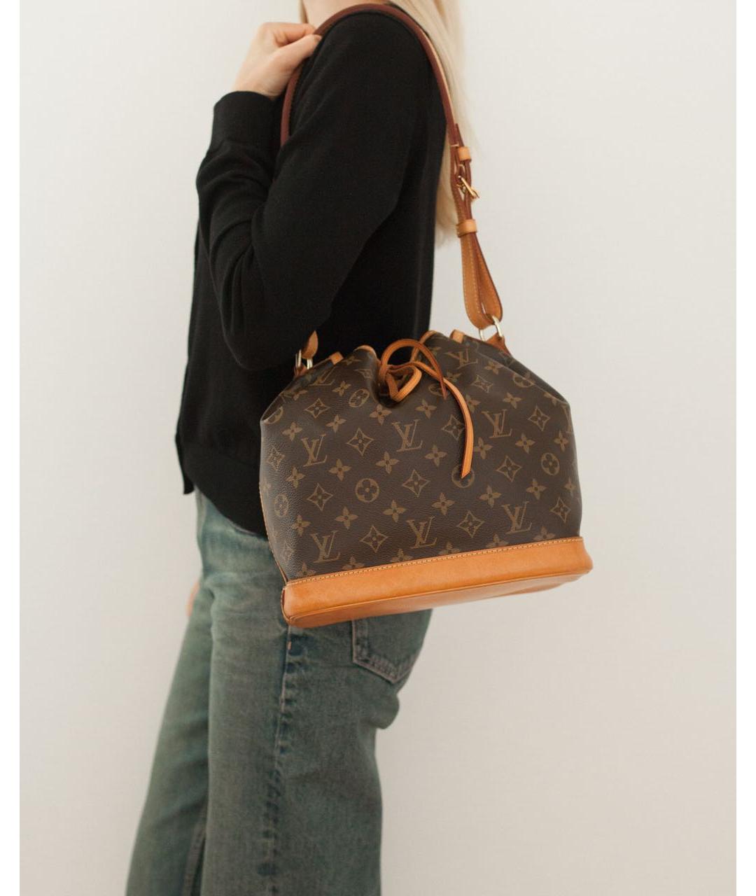 LOUIS VUITTON Коричневая сумка с короткими ручками, фото 3