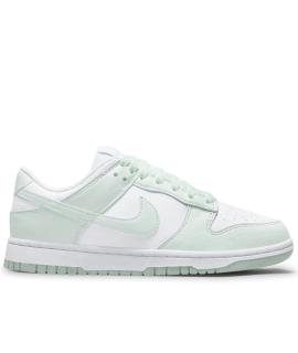 NIKE Кроссовки