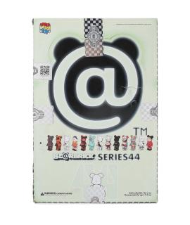 BEARBRICK Скульптура