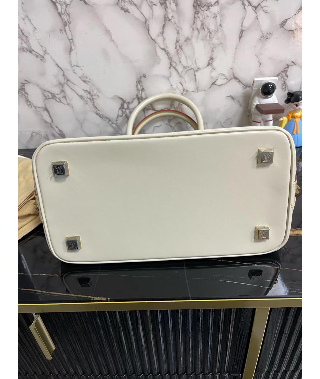 LOUIS VUITTON Белая кожаная сумка с короткими ручками, фото 6