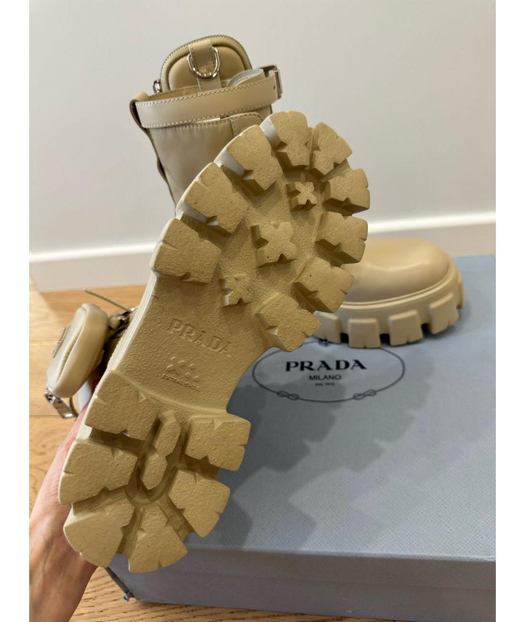 PRADA Бежевые кожаные ботинки, фото 6