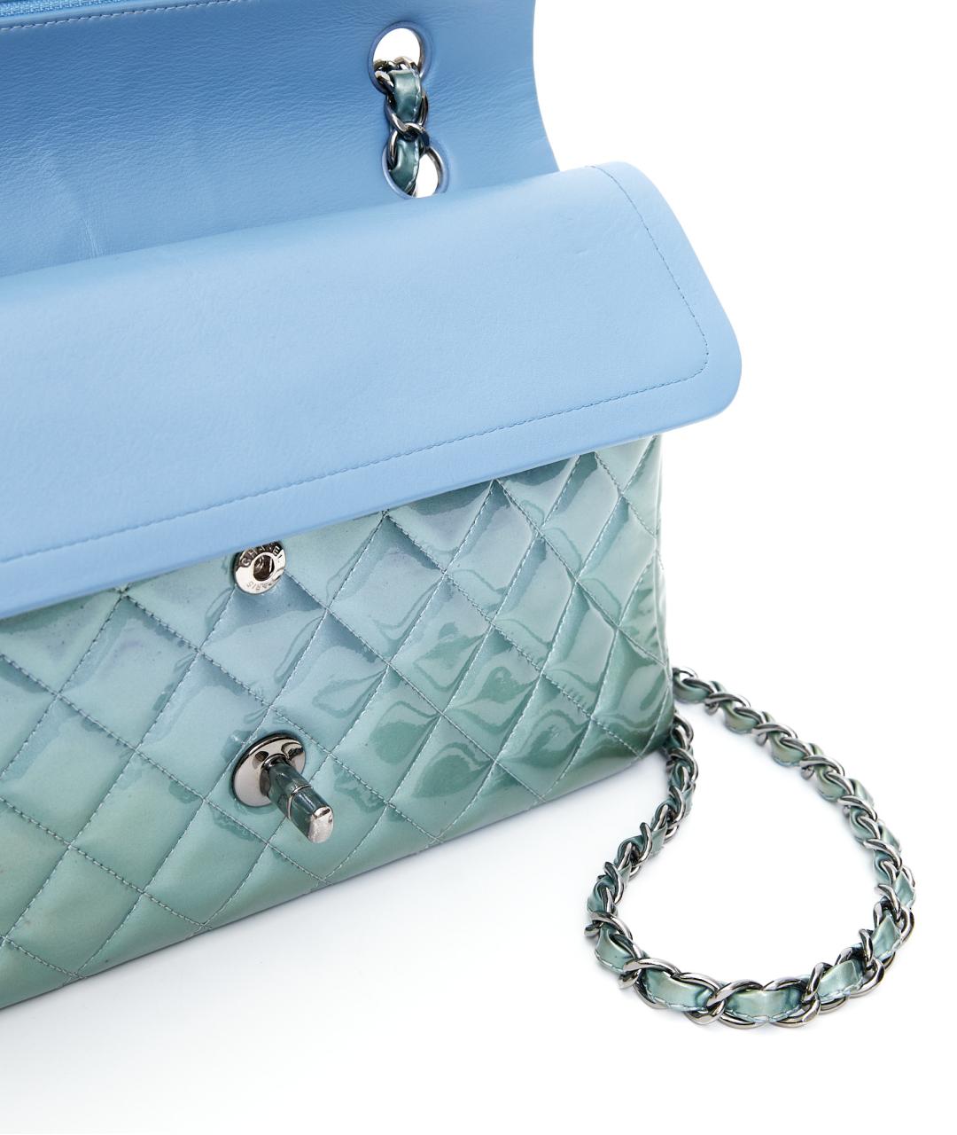 CHANEL Зеленая сумка через плечо из лакированной кожи, фото 6