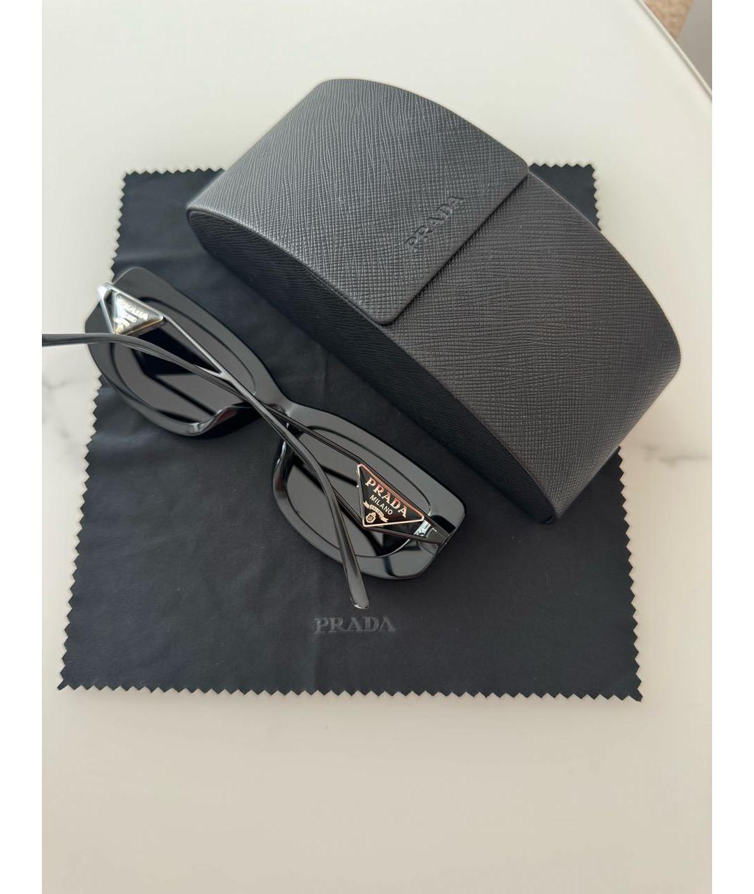 PRADA Черные солнцезащитные очки, фото 3