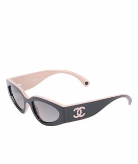 CHANEL Солнцезащитные очки