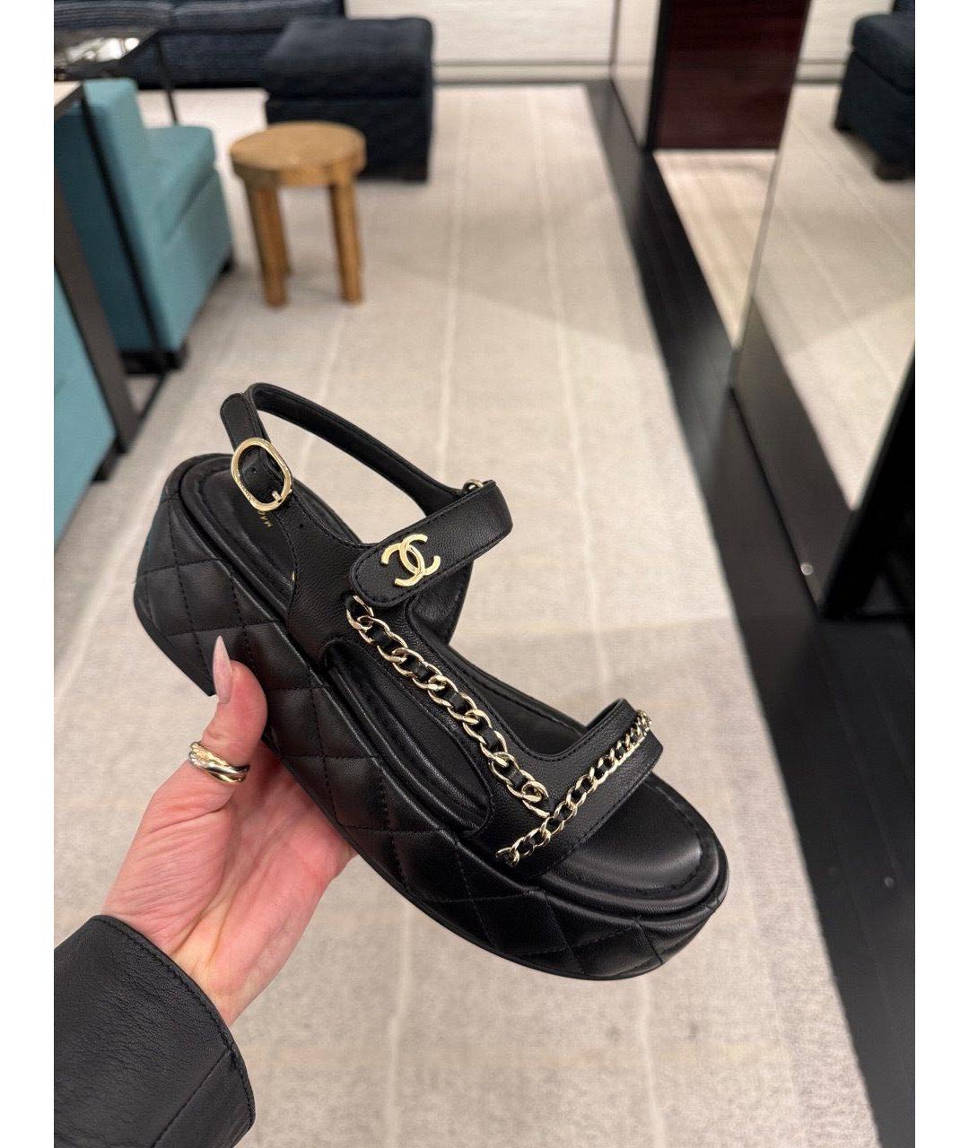CHANEL Черные кожаные босоножки, фото 3