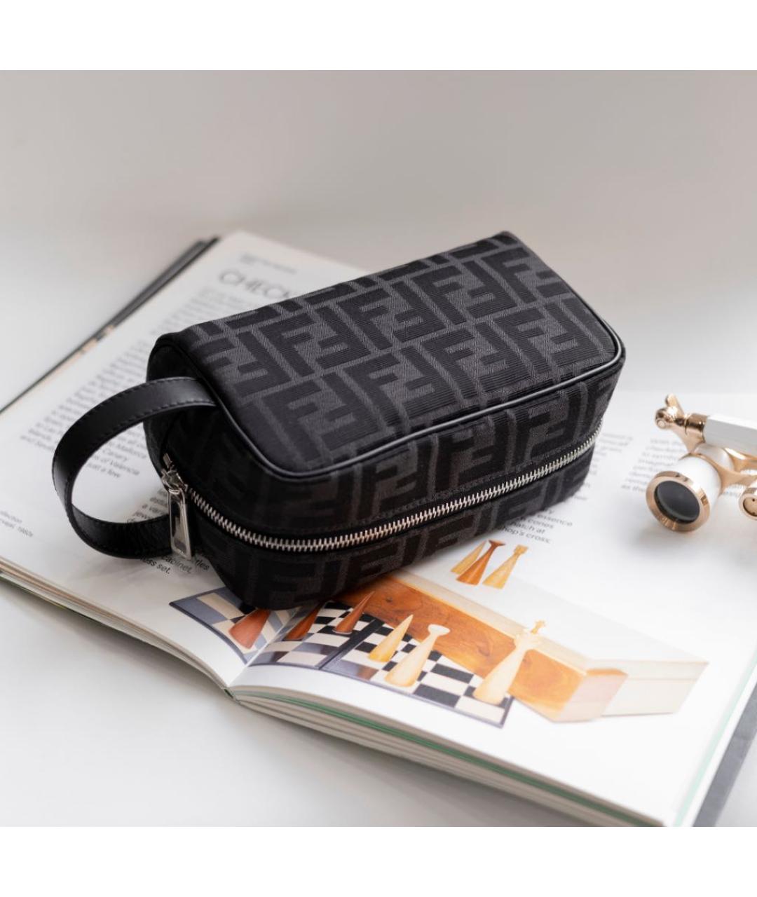 FENDI Черная жаккардовая косметичка, фото 2