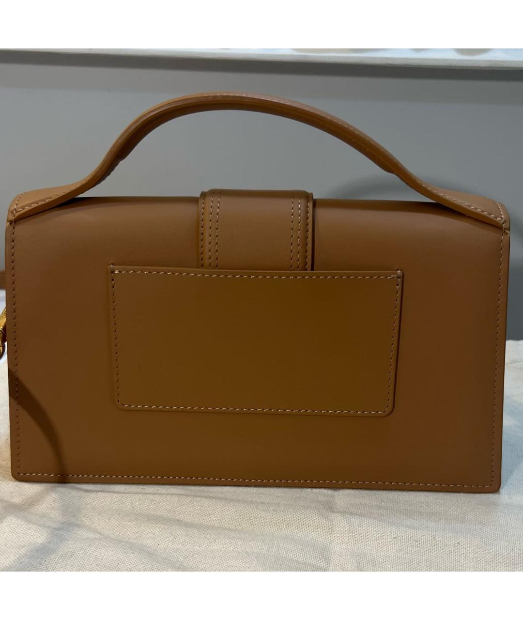 JACQUEMUS Коричневая кожаная сумка с короткими ручками, фото 4
