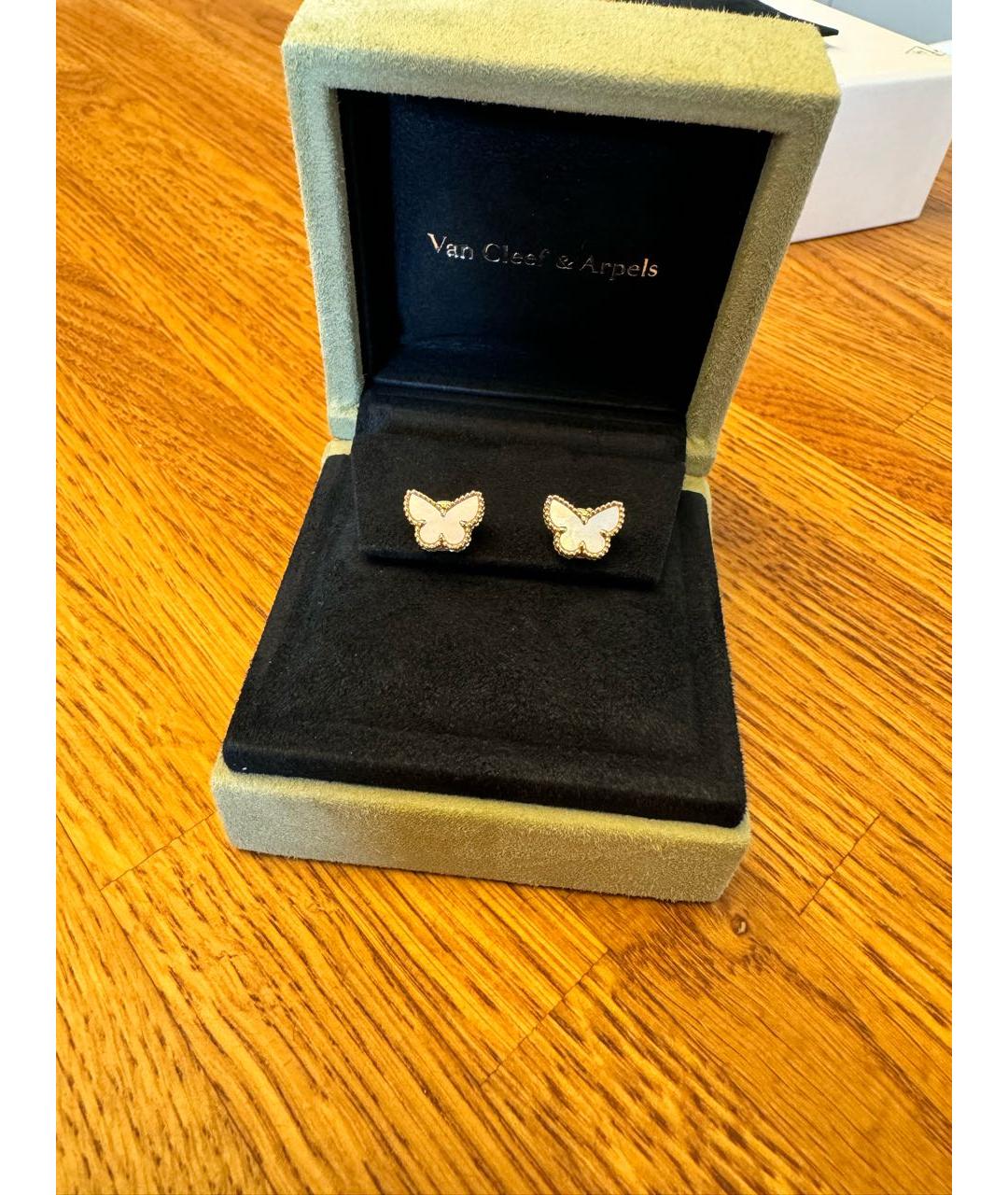 VAN CLEEF & ARPELS Белые серьги из желтого золота, фото 2