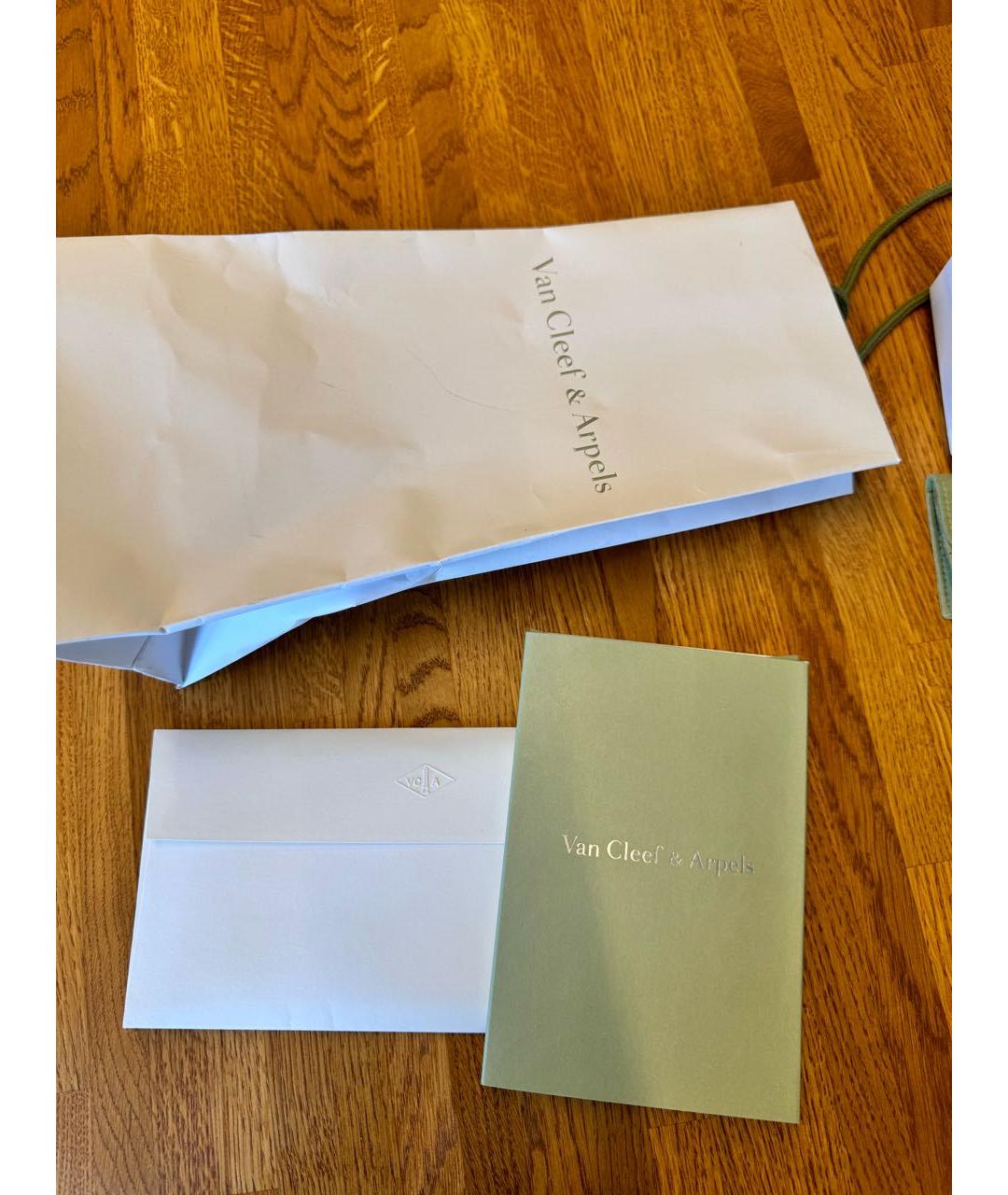 VAN CLEEF & ARPELS Белые серьги из желтого золота, фото 8