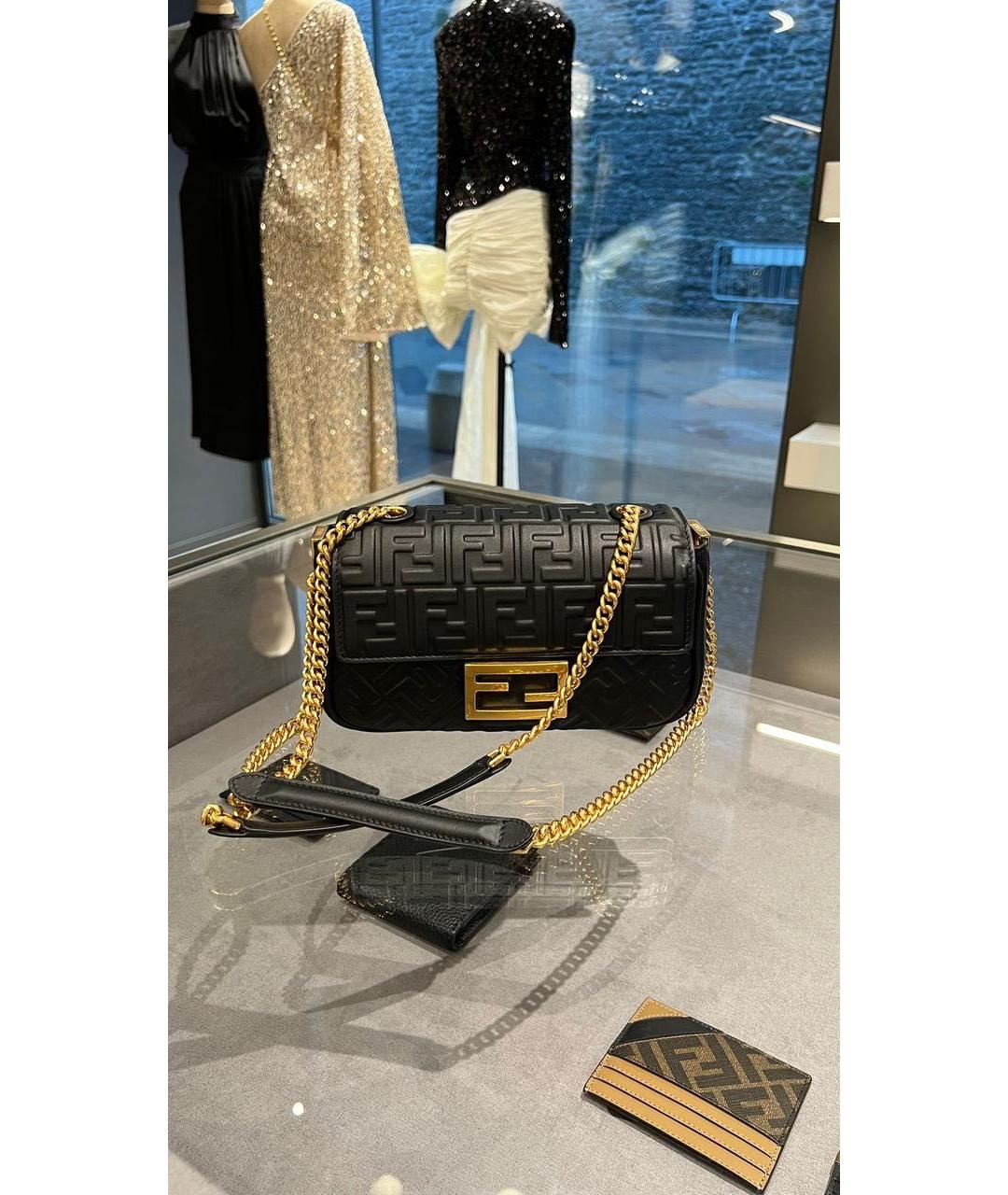 FENDI Черная кожаная сумка с короткими ручками, фото 3