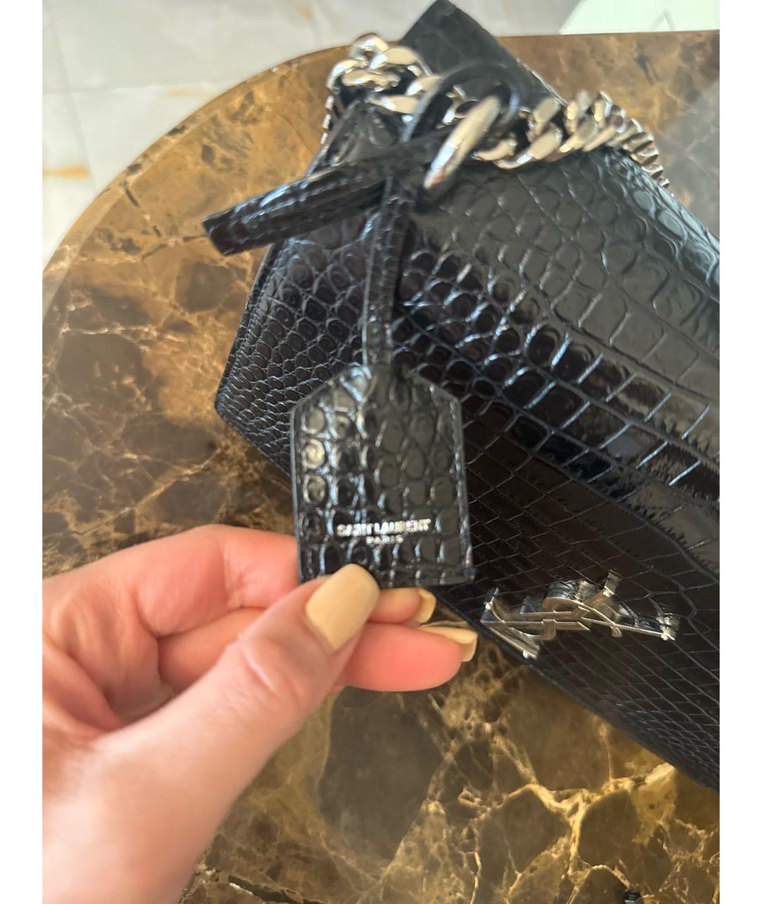 SAINT LAURENT Черная сумка через плечо из лакированной кожи, фото 6