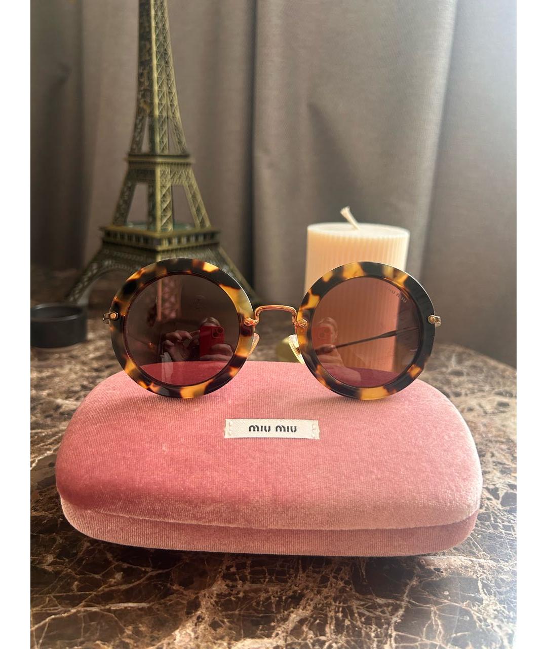 MIU MIU Коричневые пластиковые солнцезащитные очки, фото 7