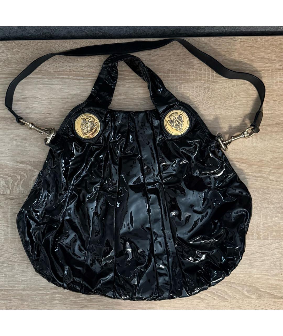 GUCCI Черная сумка с короткими ручками из лакированной кожи, фото 9