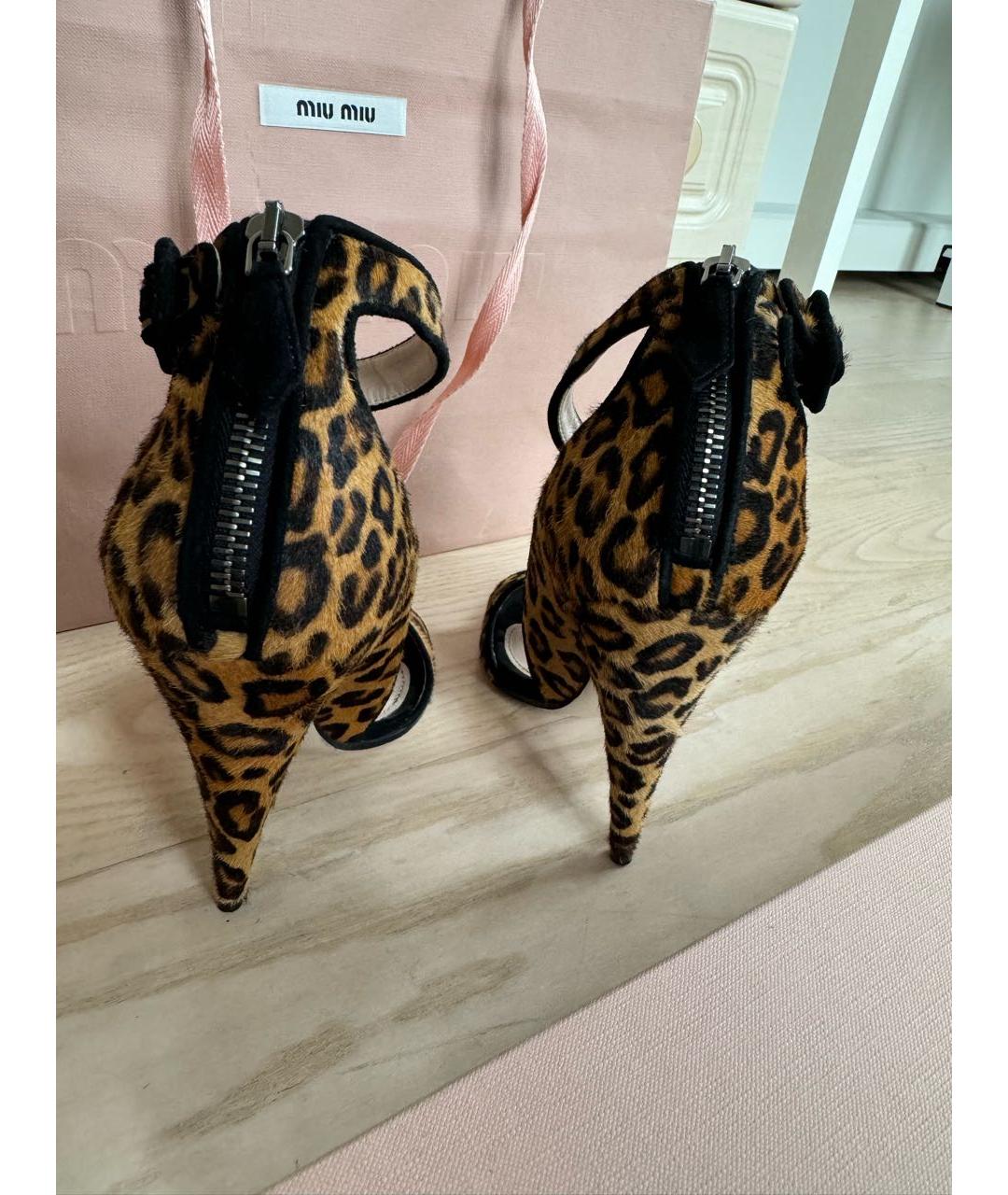 MIU MIU Коричневые кожаные босоножки, фото 4
