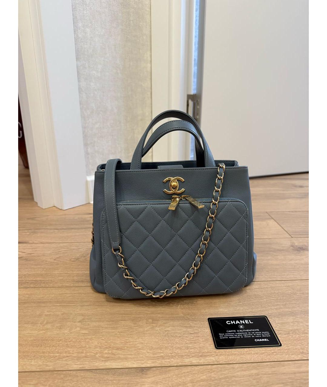 CHANEL Синяя кожаная сумка с короткими ручками, фото 6