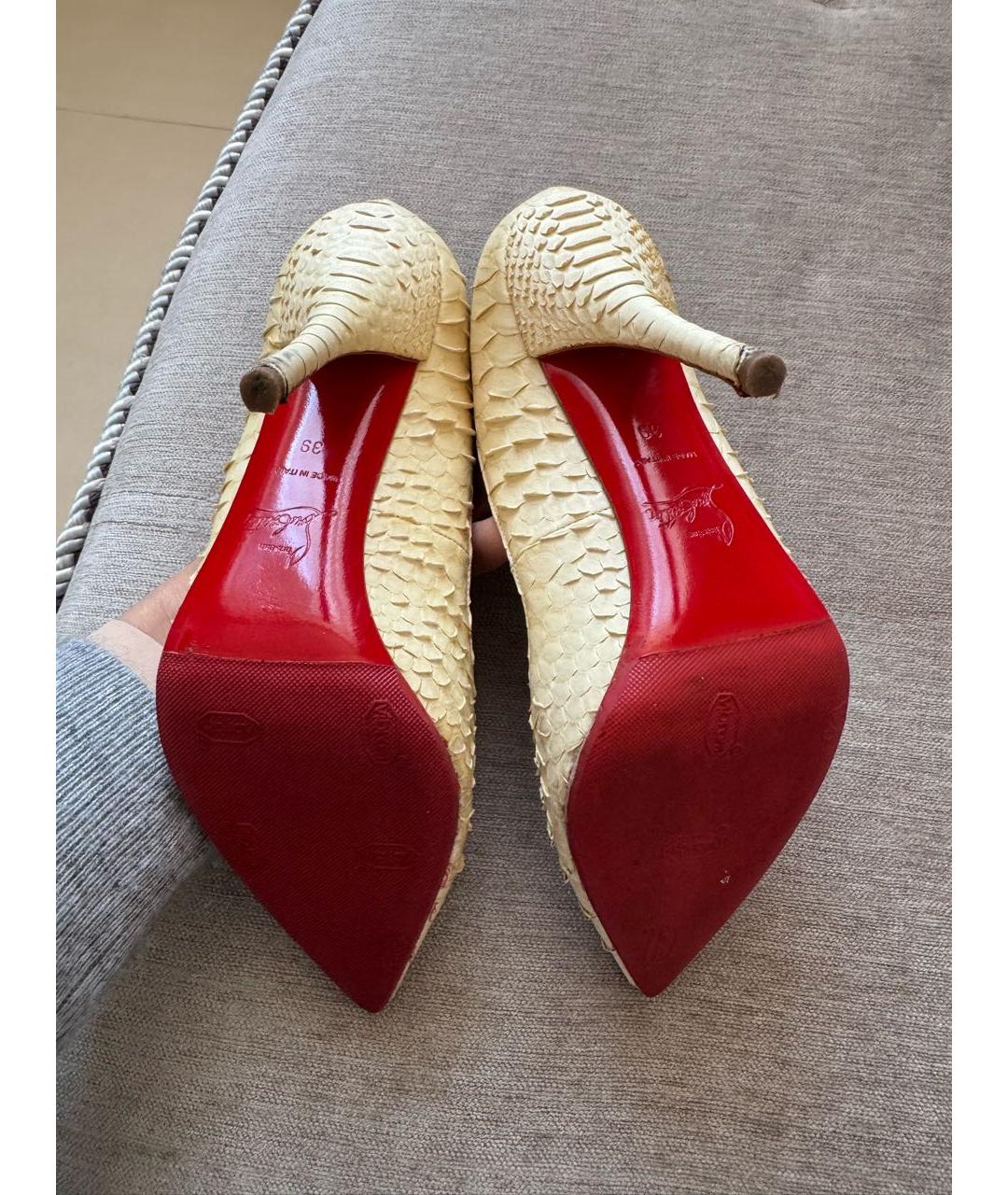 CHRISTIAN LOUBOUTIN Белые кожаные туфли, фото 5