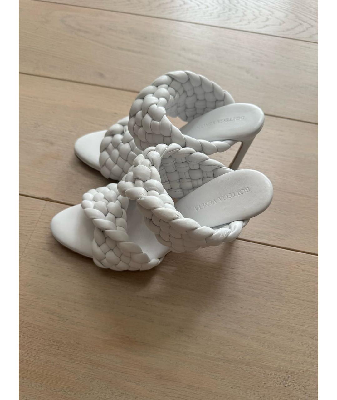 BOTTEGA VENETA Бирюзовые кожаные босоножки, фото 3