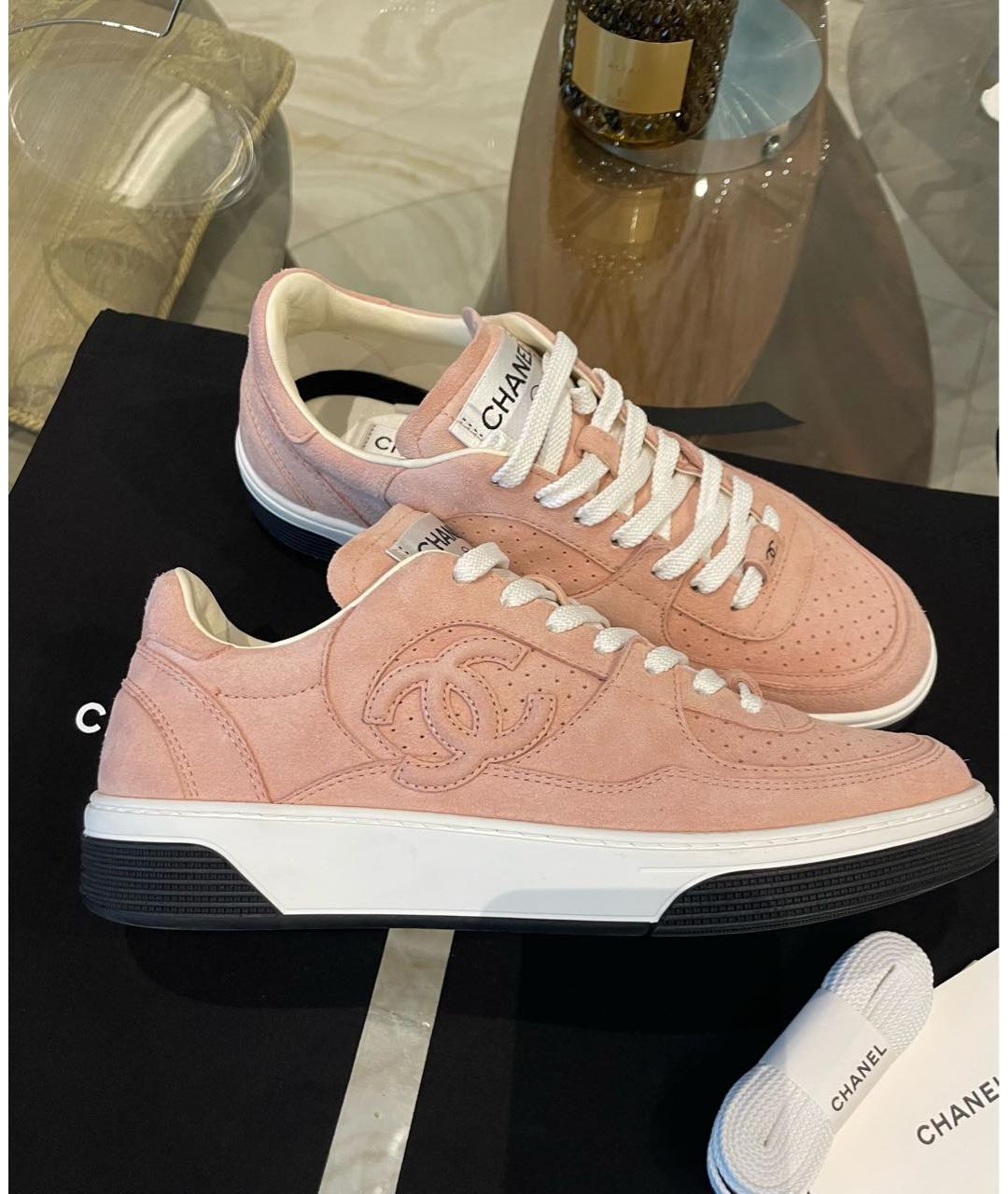 CHANEL Розовые замшевые кеды, фото 2