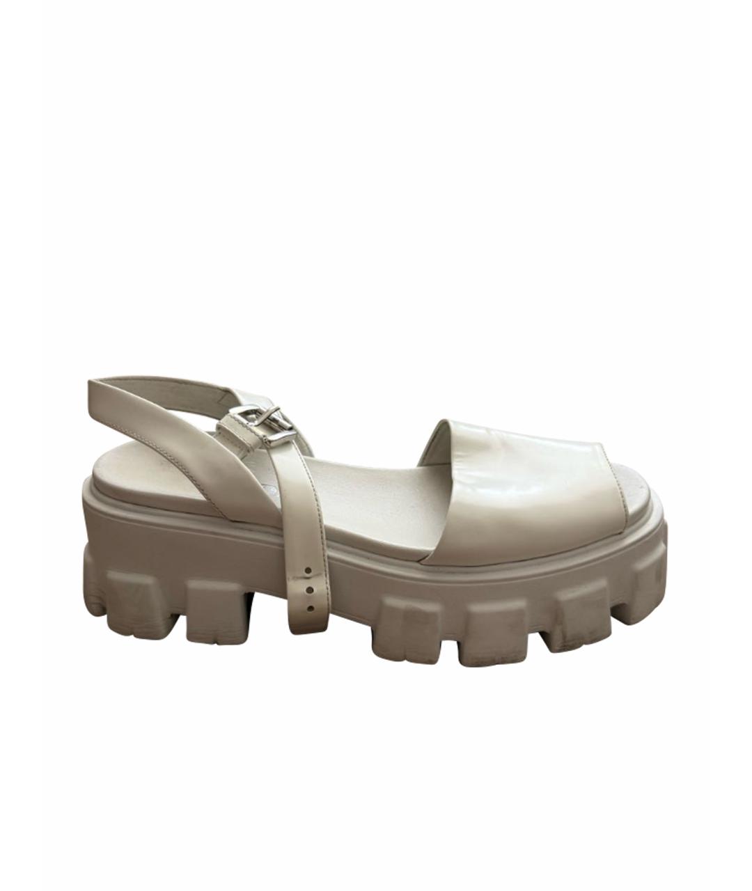 PRADA Белые кожаные босоножки, фото 1