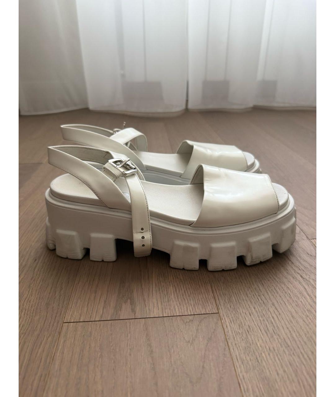 PRADA Белые кожаные босоножки, фото 5