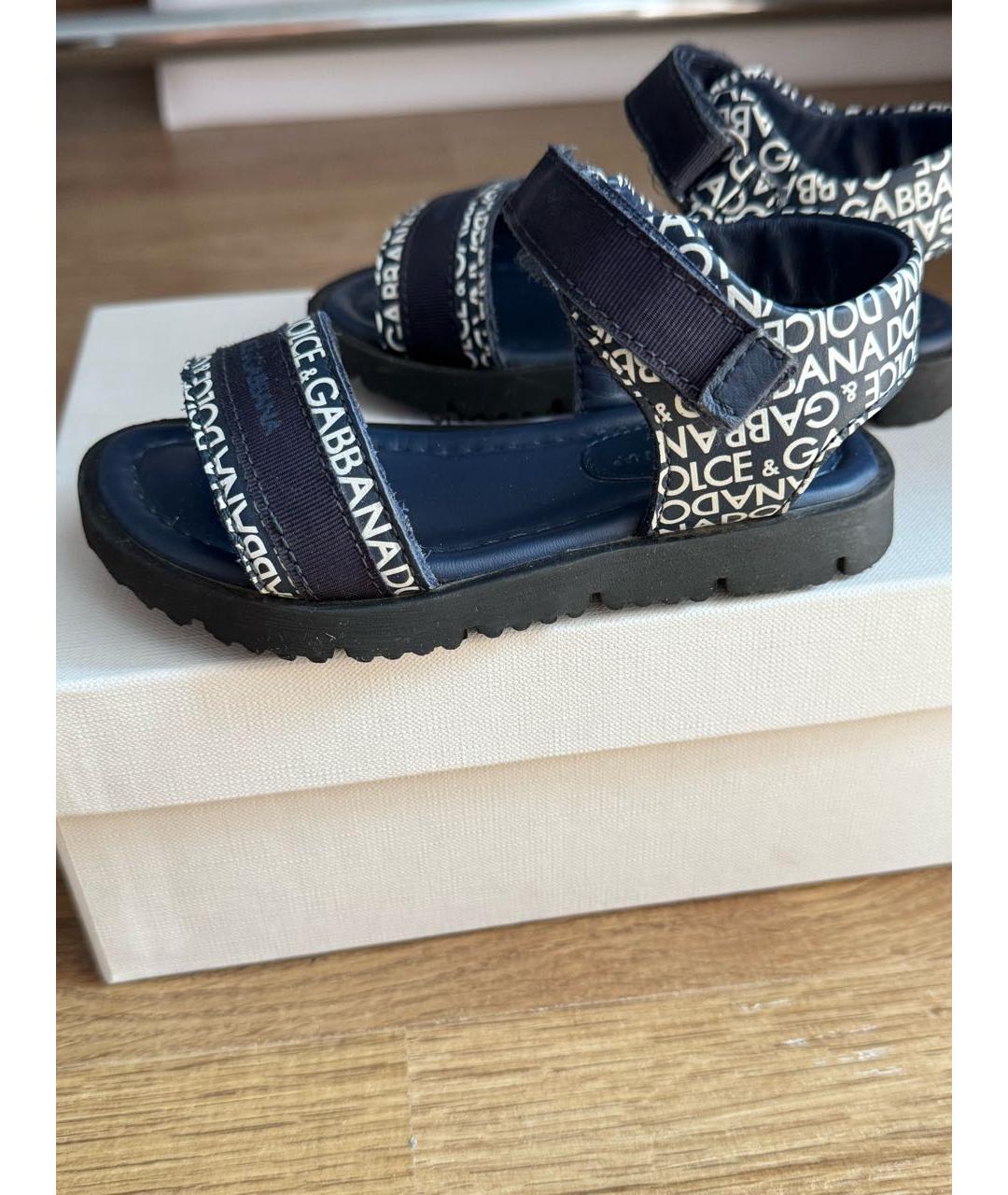 DOLCE&GABBANA Темно-синие кожаные сандалии и шлепанцы, фото 2