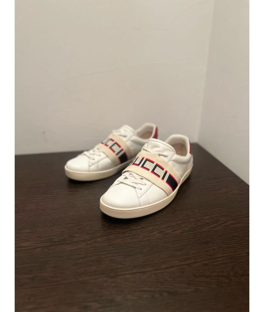 GUCCI Белые кожаные низкие кроссовки / кеды, фото 2