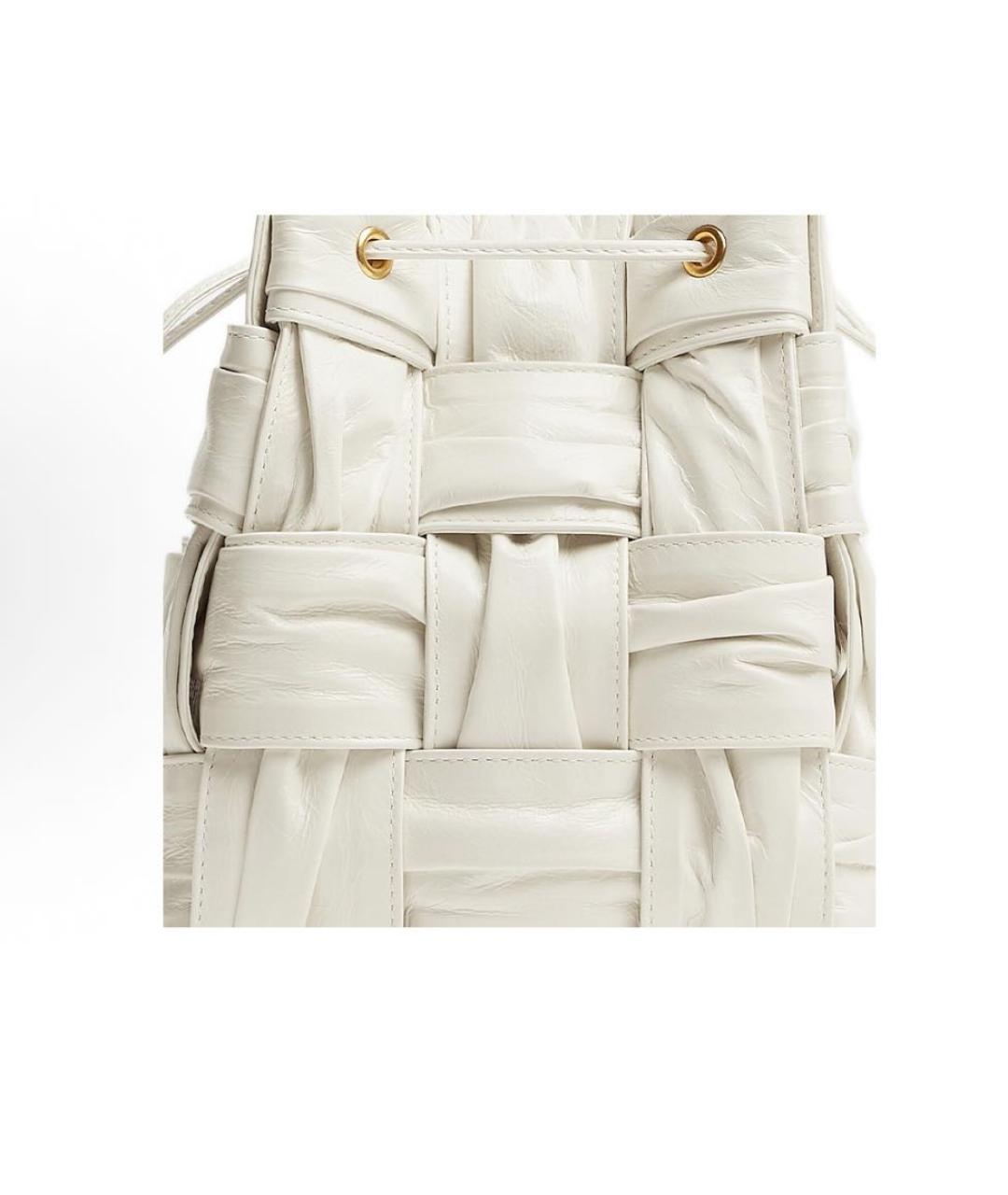 BOTTEGA VENETA Белая кожаная сумка с короткими ручками, фото 4
