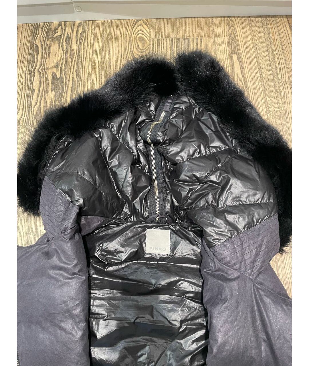 PINKO Черная полиэстеровая куртка, фото 4