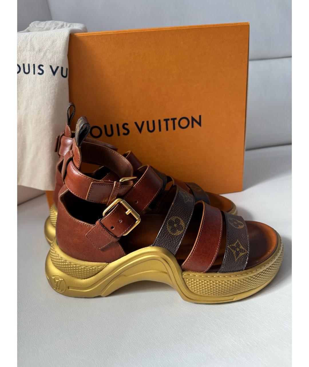 LOUIS VUITTON Коричневые кожаные сандалии, фото 5