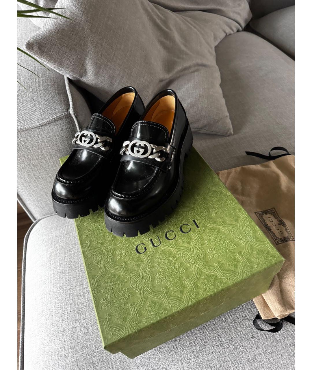 GUCCI Черные лоферы из лакированной кожи, фото 3