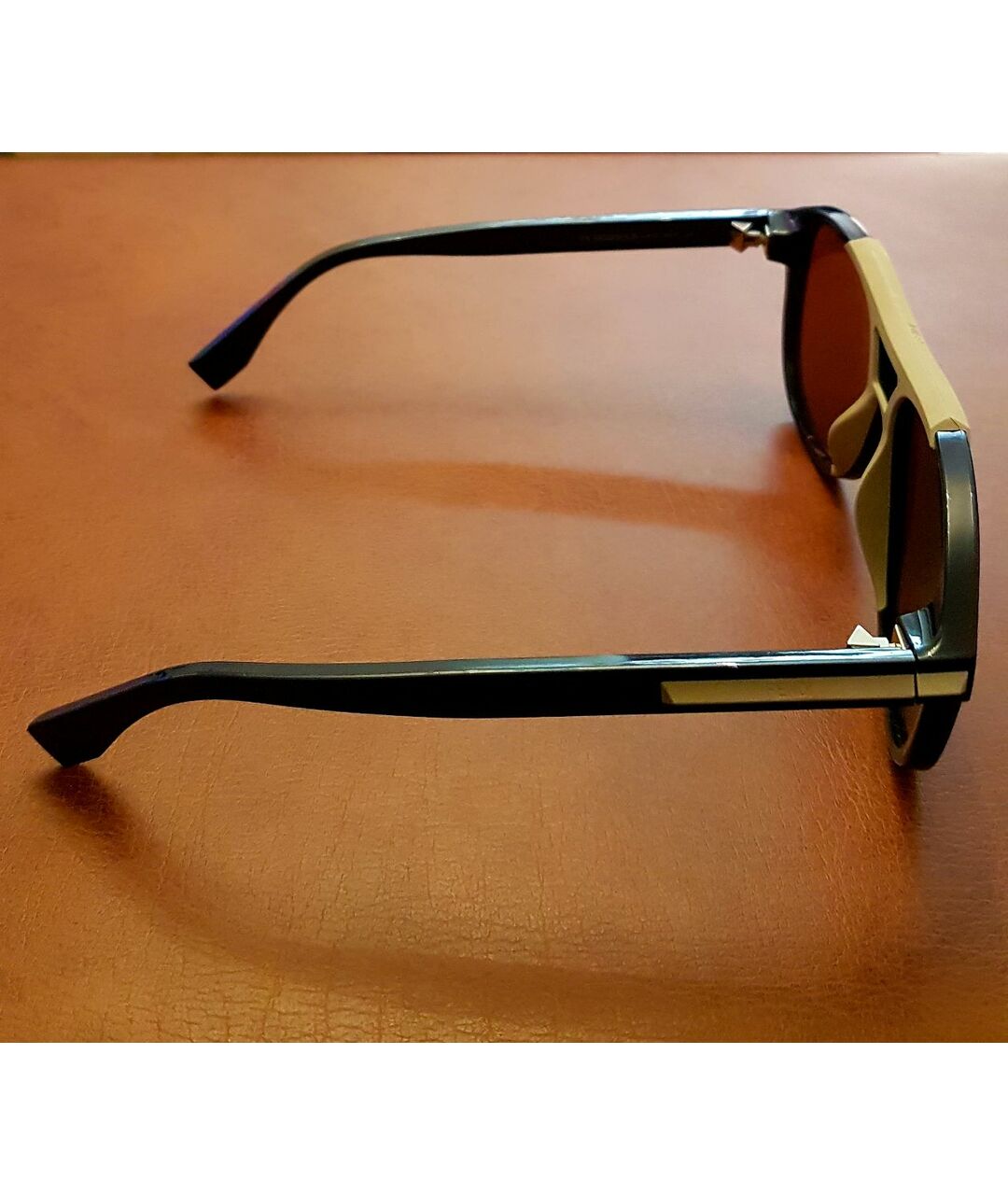 FENDI Темно-синие пластиковые солнцезащитные очки, фото 3