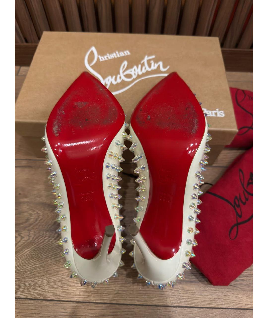 CHRISTIAN LOUBOUTIN Белые кожаные туфли, фото 6
